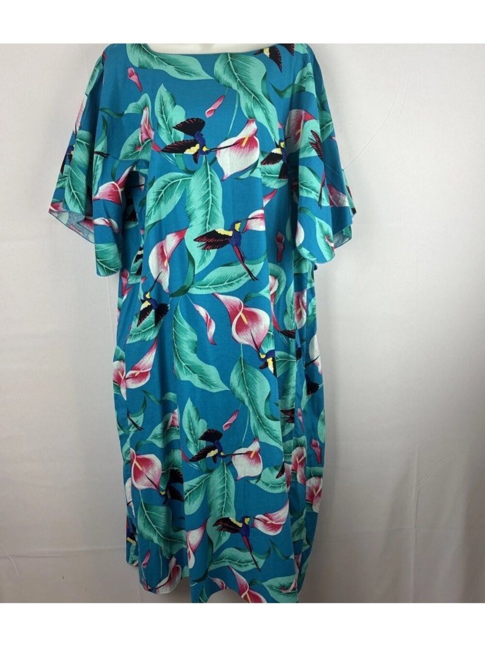 Vibrant vintage 1980s Hawaiian Muumuu Caftan Teal Blue Cala Lillies Hummingbirds
